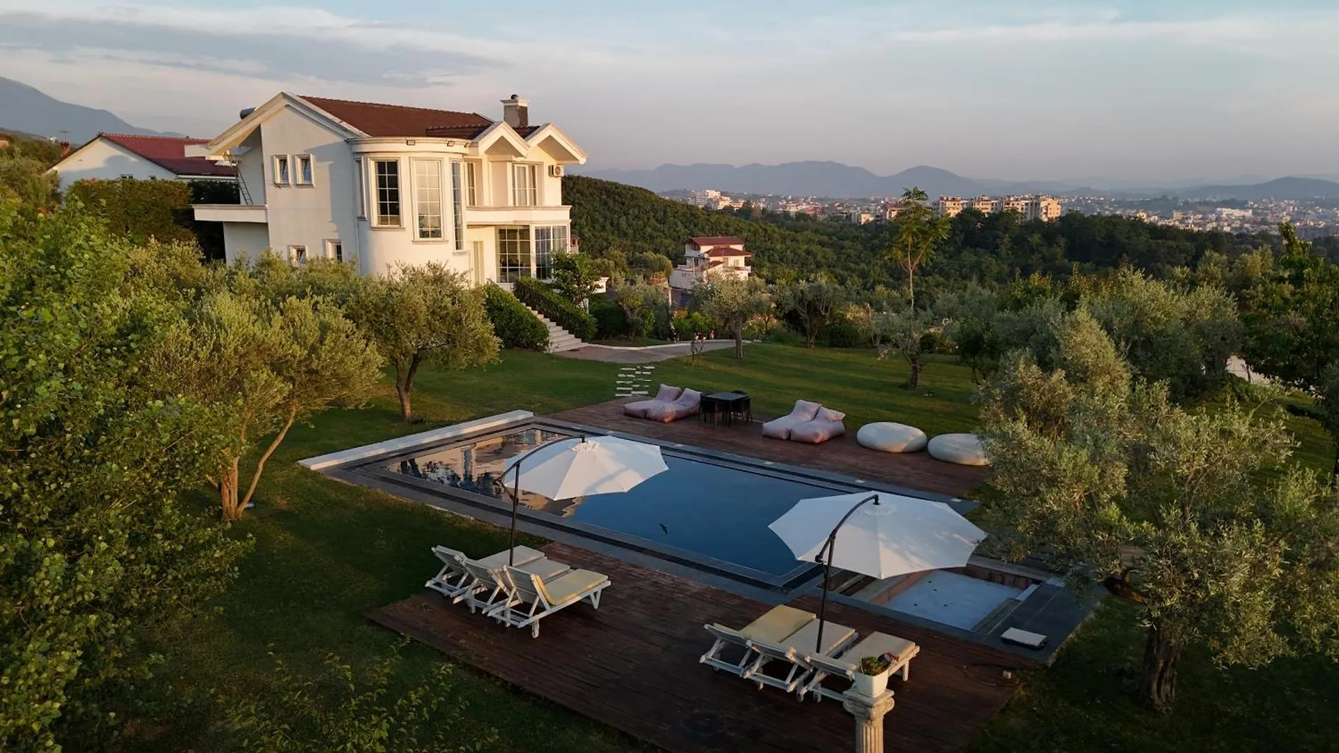 Villa Kamila Tirana